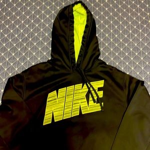 Nike therma-fit black/yellow hoodie, size L